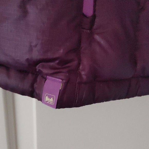 ✨WindRiver Purple Puffer Vest ~ XL - Picture 3 of 8